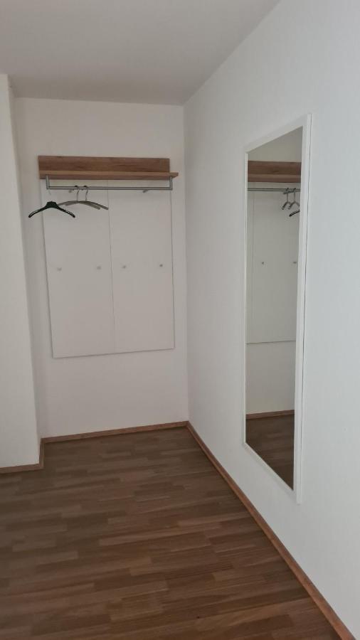 Familien-Ferienwohnung Fiwa Fewo-4 Пирмазенс Екстериор снимка