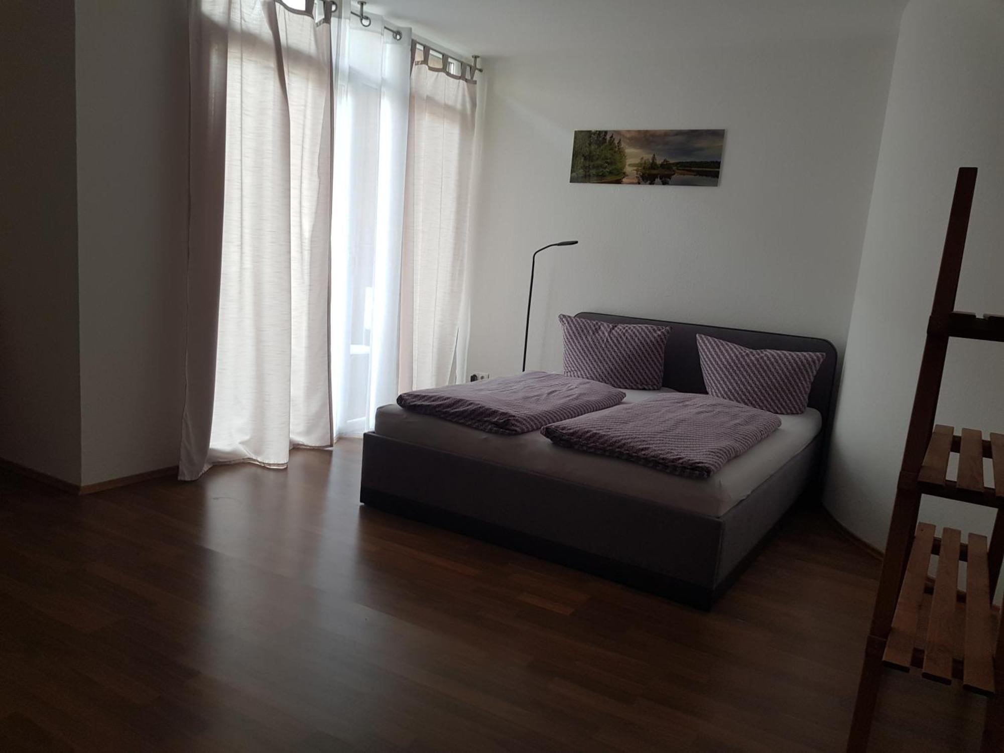 Familien-Ferienwohnung Fiwa Fewo-4 Пирмазенс Екстериор снимка