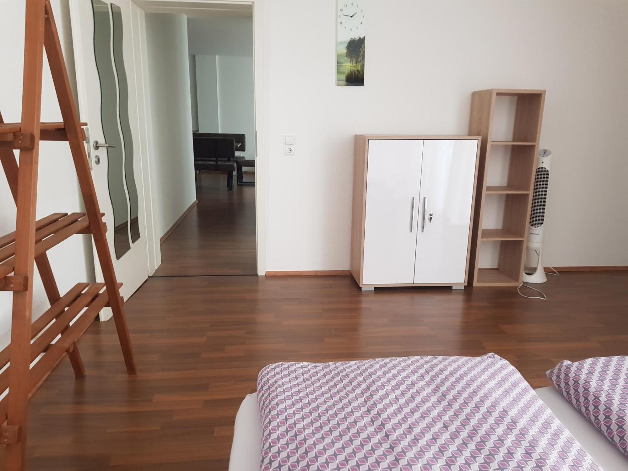 Familien-Ferienwohnung Fiwa Fewo-4 Пирмазенс Екстериор снимка